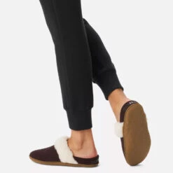 Sorel Nakiska Slide II Slipper New Cinder, Gum 2 (Women's) 15 Sorel Nakiska Slide II Slipper New Cinder, Gum 2 (Women's) -Dansko Shoe Store 1902881203 8