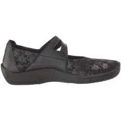 Arcopedico Cosmo Black Flower (Women's) -Dansko Shoe Store Blk 3 e57c1be1 c7ab 4551 99c5 6cb5599e11c4