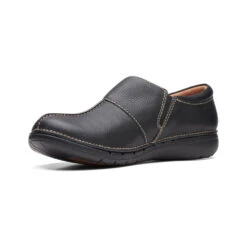 Clarks Un Loop Ave Slip-On Black Leather (Women's) -Dansko Shoe Store Blk 4 fcaa416e 6163 4c4c 8ba7 53db49e09edf