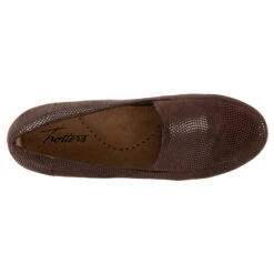 Trotters Deanna Slip-On Brown Mini Dots (Women's) -Dansko Shoe Store Brn 6 e1960e8f 7f26 49c3 8bcf b34d9f688b79