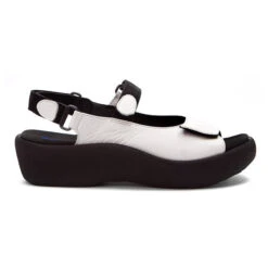 Wolky Jewel Sandal In White Leather (Women's) 9 Wolky Jewel Sandal In White Leather (Women's) -Dansko Shoe Store MAR00449C