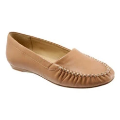 Trotters Mila Tan Leather (Women's)