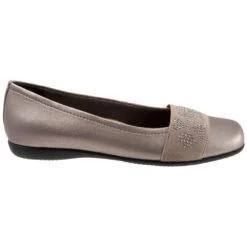 Trotters Samantha Pewter Metallic Gem (Women's) -Dansko Shoe Store PewGem 3