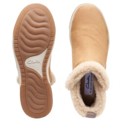 Clarks Breeze Fur Bootie Tan (Women's) -Dansko Shoe Store Tan 7 b5a6aa96 4271 4e79 b806 3a2350398004