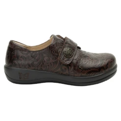 Dansko Shoe Store 9 Dansko Shoe Store -Dansko Shoe Store Untitleddesign 3 f3f419df 336c 4062 b2d8 2c38bc6323c0