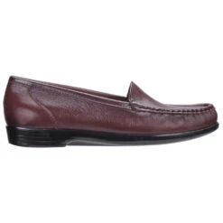 SAS Simplify Loafer Antique Wine Leather (Women's) -Dansko Shoe Store antique wine 3