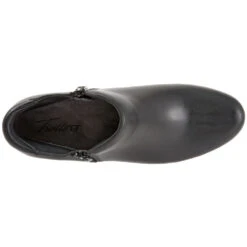 Trotters Major Black Leather (Women's) 12 Trotters Major Black Leather (Women's) -Dansko Shoe Store black 6 64c65527 ce79 4471 868e 73d62597d778